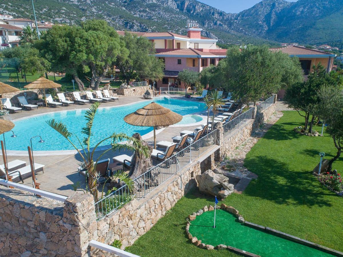 I Ginepri Hotel Cala Gonone Dış mekan fotoğraf
