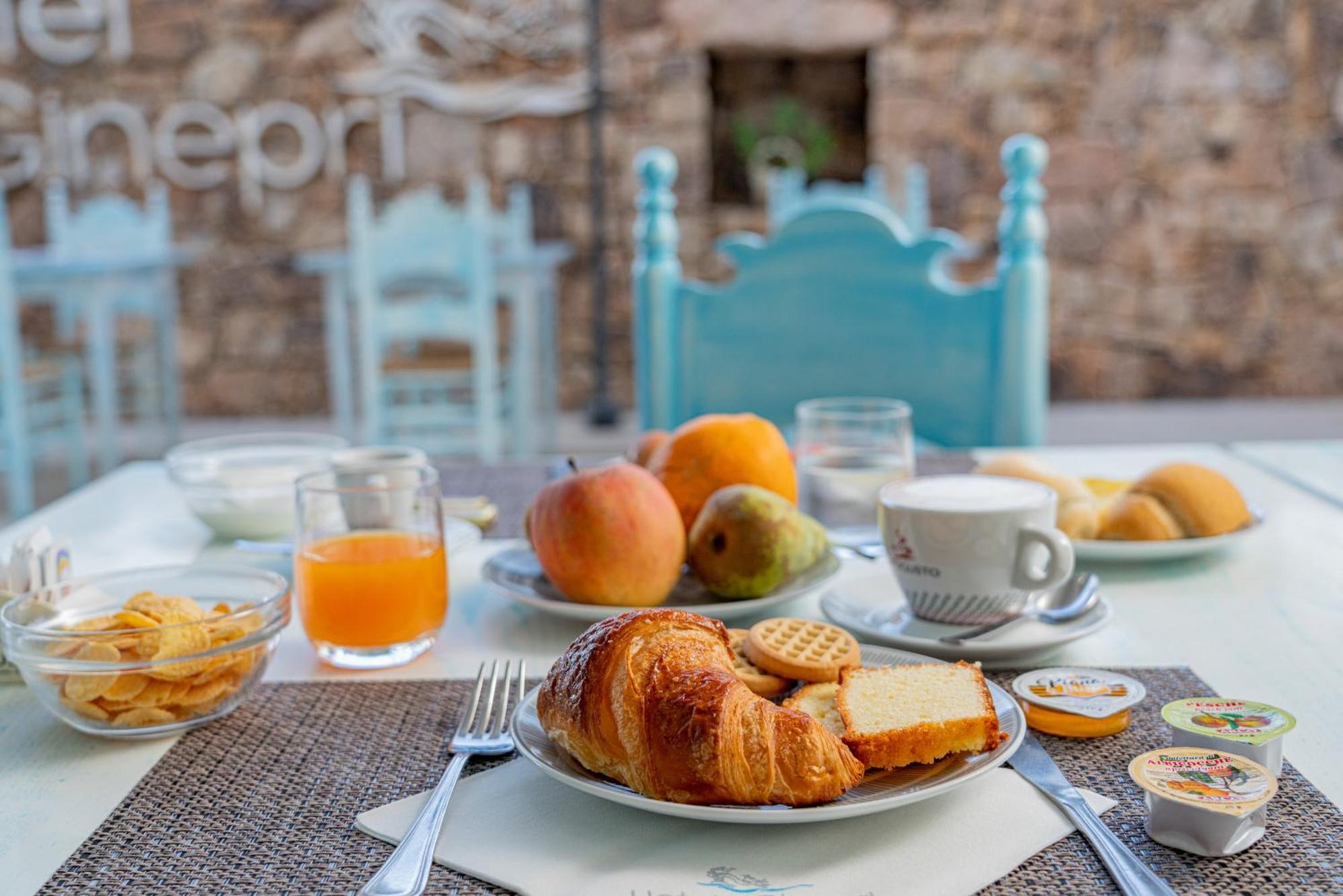 I Ginepri Hotel Cala Gonone Dış mekan fotoğraf